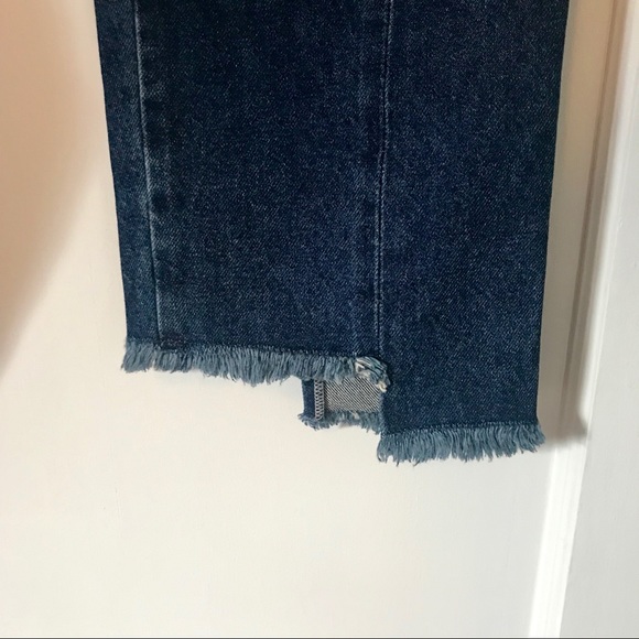 *SOLD* Aritzia COH+Wilfred Liv Straight Crop - Picture 4 of 7